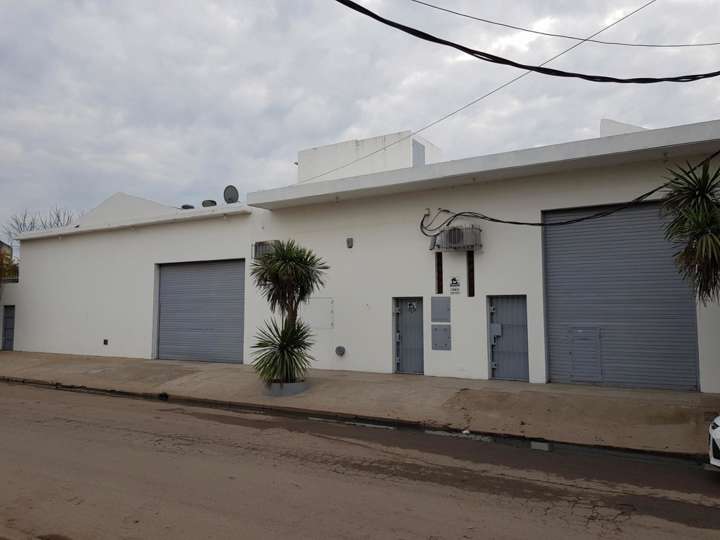 Comercial / Tienda en venta en Tomás Alva Edison, Buenos Aires