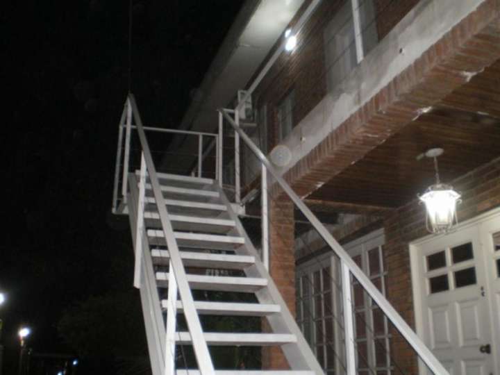 Departamento en alquiler en Maestro Ángel D'Elía, Buenos Aires