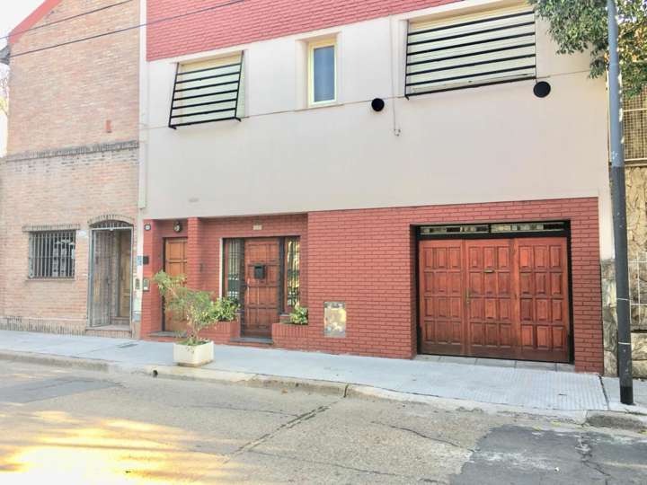 Edificio en venta en Avenida Crucero General Belgrano, 1269, Aguas Verdes