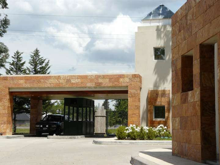 Terreno en venta en Ruta Nacional 7 Libertador General San Martín, Buenos Aires