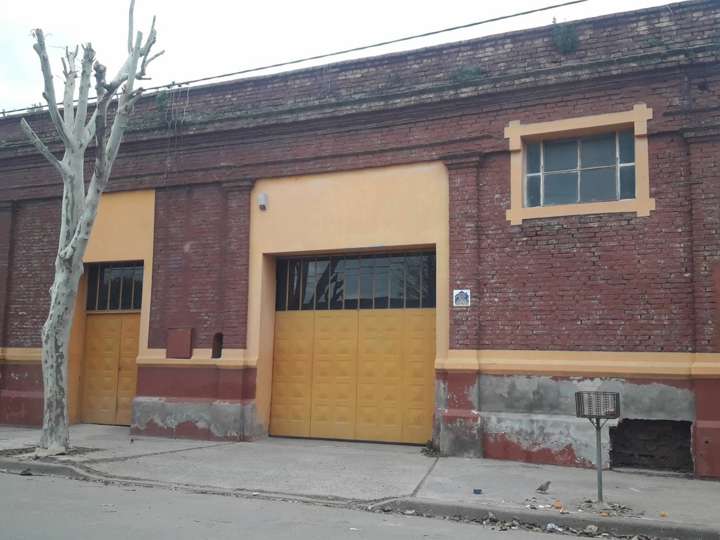 Comercial / Tienda en alquiler en Dorrego, 756, Carlos Casares