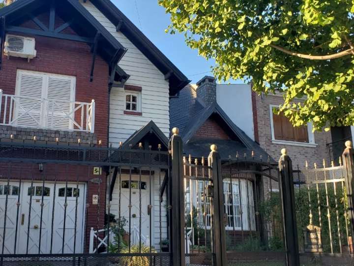 Casa en venta en General Eduardo Munilla, 2355, Buenos Aires