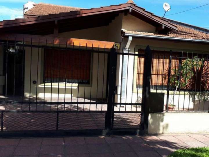 Casa en venta en Monroe, 1502, Buenos Aires