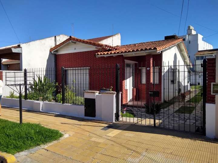 Casa en venta en Limay, San Antonio de Padua