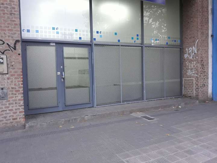 Comercial / Tienda en alquiler en Calle 34, 625, La Plata