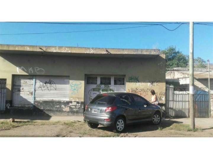 Casa en venta en Bernardo Lichteinstein, Llavallol