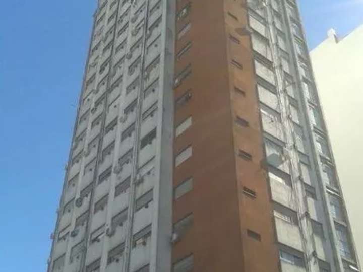 Departamento en venta en Leandro N. Alem, 413, Buenos Aires