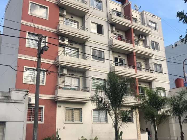 Departamento en venta en Profesor Juan T. Pizzurno, 255, Buenos Aires