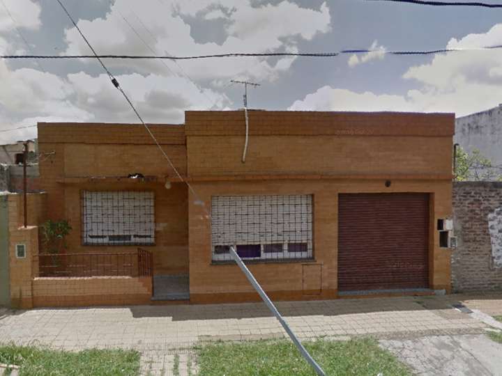 Casa en venta en Larrea, 3849, Lomas del Mirador