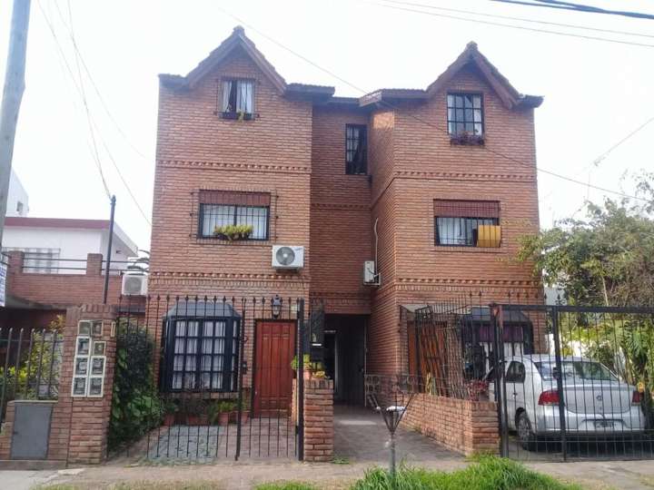 Departamento en venta en José González Castillo, 251, Buenos Aires