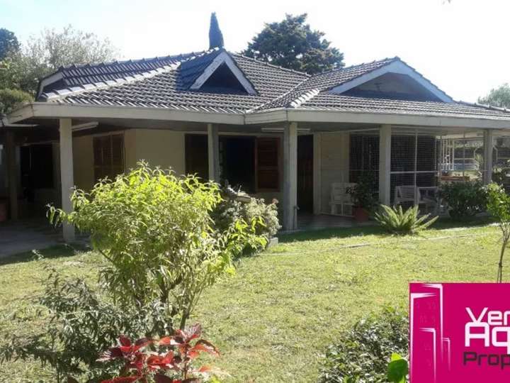 Casa adosada en venta en Jorge Newbery, Buenos Aires