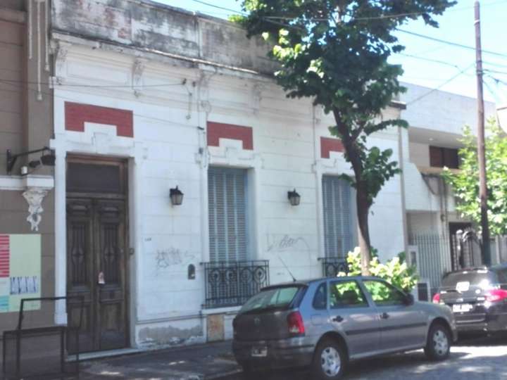 Casa en venta en Coronel Ramón Falcón, 140, Buenos Aires