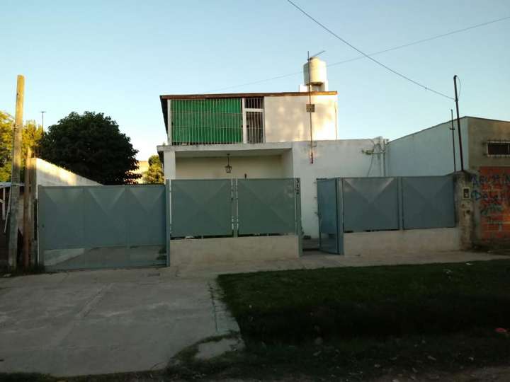 Casa en venta en Esteban Gómez, 318, Tierras Altas