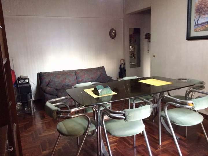 Departamento en venta en Avenida La Plata, Ciudad Autónoma de Buenos Aires