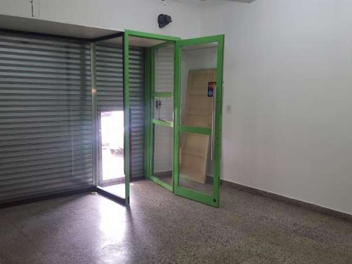 Comercial / Tienda en venta en 801 - San Leonardo Murialdo, 1002, Villa Bosch