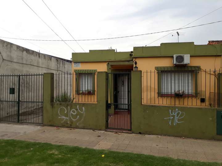 Edificio en venta en Avenida Espora, 3441, Burzaco