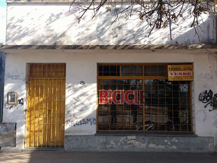 Comercial / Tienda en venta en Semana de Mayo, 1189, Francisco Álvarez
