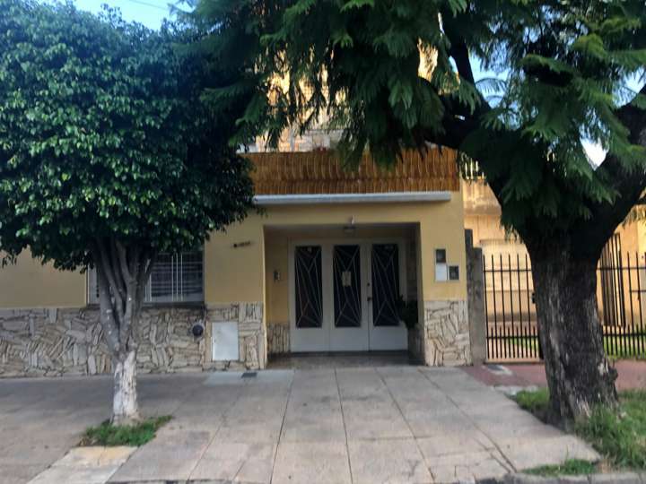 Casa en venta en Coronel Bartolomé Pizarro, 899, Ramos Mejía