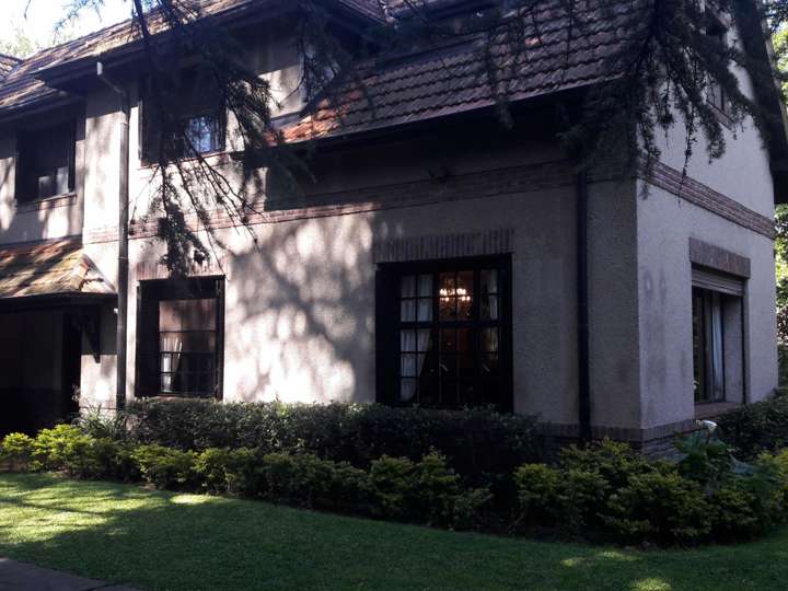Casa en venta en Avenida Arturo Jauretche, 947, Hurlingham