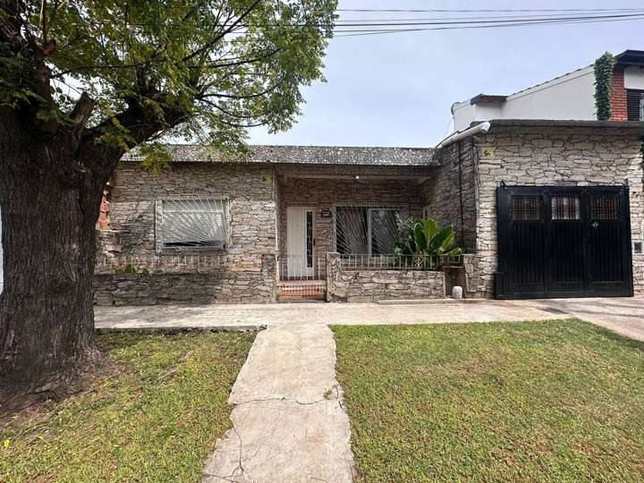 Casa en venta en Verdi, Hurlingham