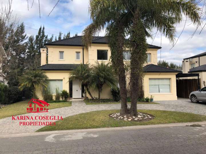 Casa en venta en R. Caamaño, Villa Rosa