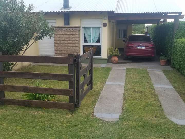 Casa en alquiler en Maipú, Buenos Aires