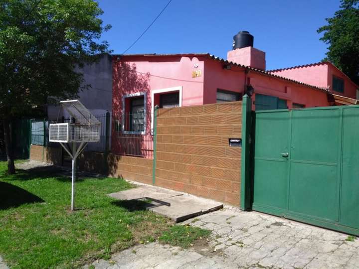 Casa en venta en Roma, 652, Garín