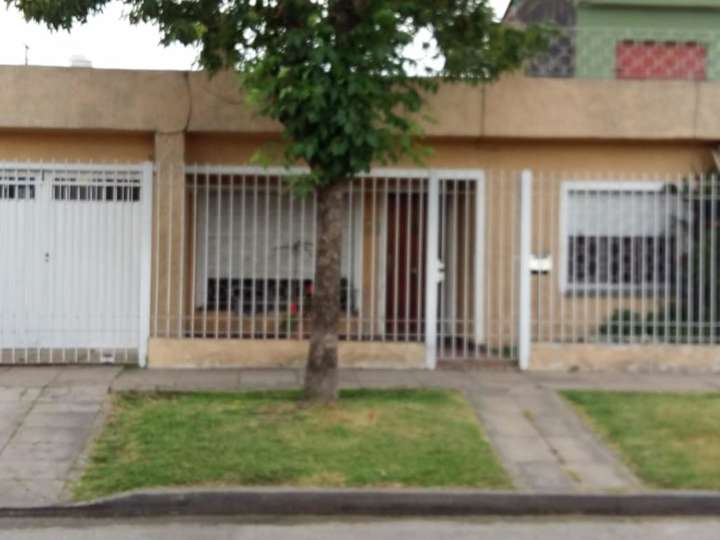 Casa en venta en 35 - Ingeniero Luis Augusto Huergo, 8718, José León Suárez