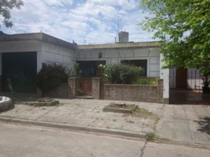 Casa en venta en Billiken, San Antonio de Padua