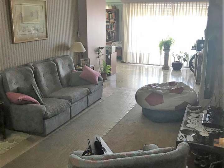 Departamento en venta en Avenida Rivadavia, 13810, Buenos Aires