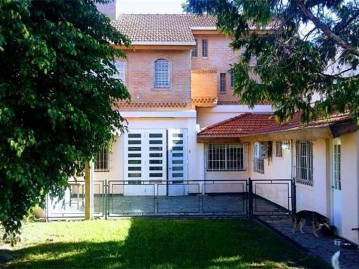 Casa en venta en Andrade, 540, Buenos Aires