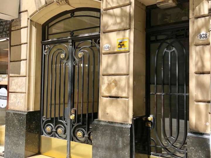 Departamento en venta en Avenida Santa Fe, 942, Ciudad Autónoma de Buenos Aires