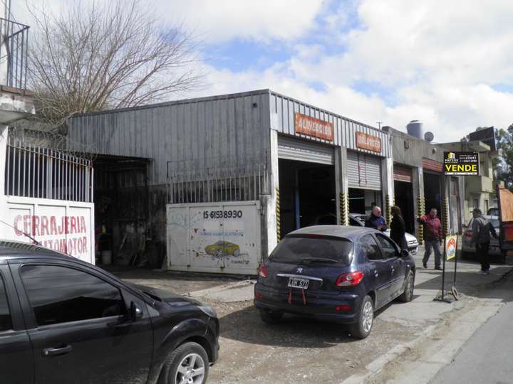 Comercial / Tienda en venta en Doctor Gómez, Tristán Suárez