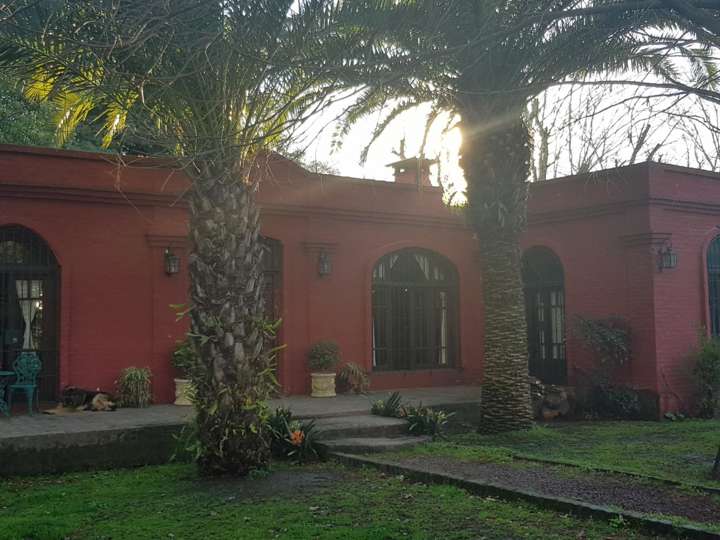 Casa en venta en Ingeniero Carlos de Chapeaurouge, Bella Vista