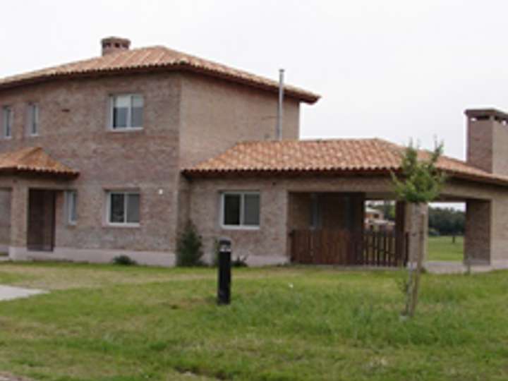 Casa en venta en Bulevar Los Jacarandaes, Funes