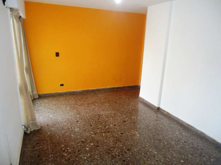 Departamento en venta en Avenida Presidente Teniente General Juan Domingo Perón, San Fernando