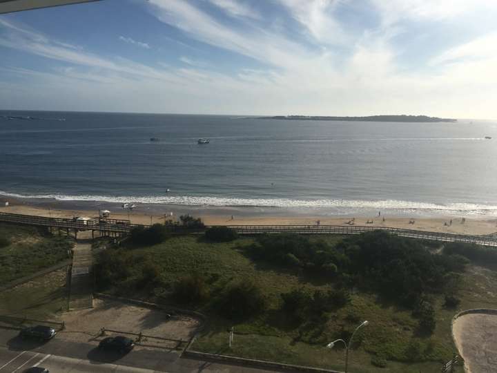 Apartamento en venta en Biarritz, Punta Del Este