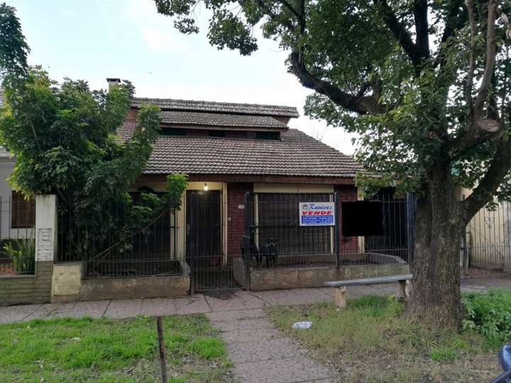 Casa en venta en El Arreo, La Reja