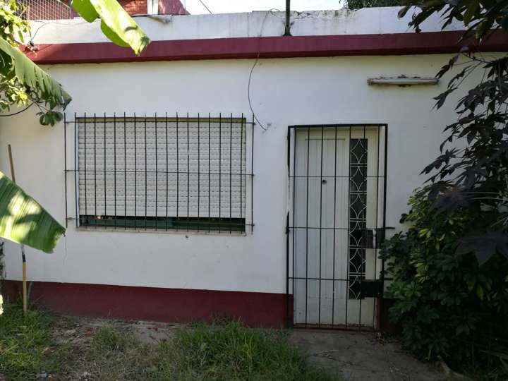 Casa en venta en Roberto J. Payró, La Reja