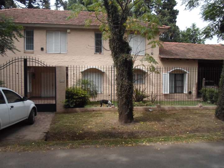Casa en venta en Félix Lope de Vega y Carpio, Buenos Aires