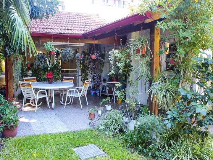 Edificio en venta en Esteban de Luca, Hurlingham