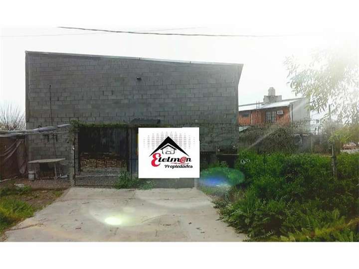 Comercial / Tienda en venta en Ramos Mejía, Buenos Aires