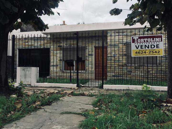 Casa en venta en Mascagni, Hurlingham