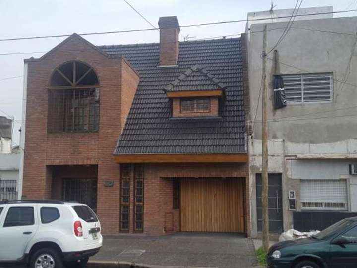 Casa en venta en Lisandro Medina, 1202, Buenos Aires