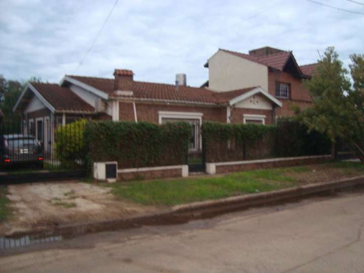 Casa en venta en Wilson, 799, Burzaco