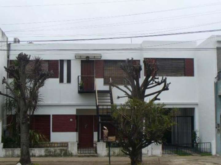 Departamento en venta en Avenida Triunvirato, Villa Libertad