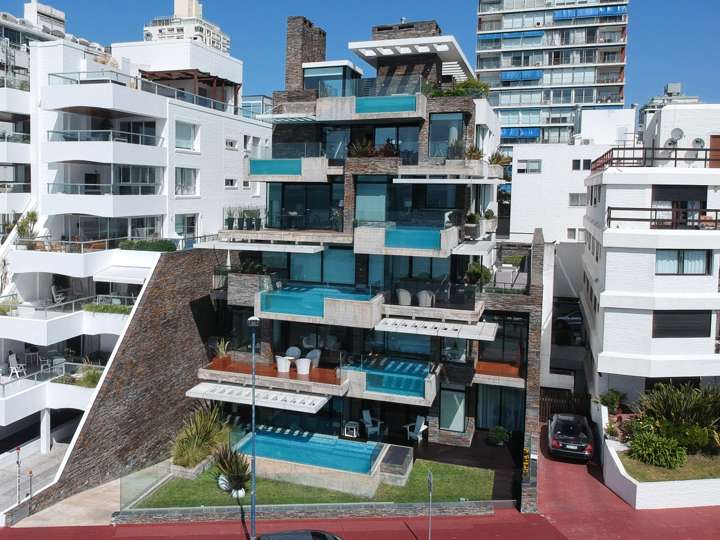Apartamento en venta en Rambla General Artigas, Punta Del Este