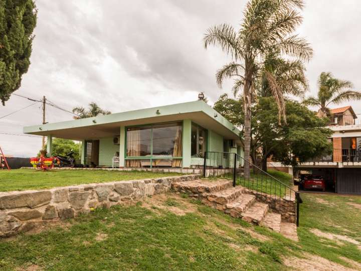 Casa en venta en Alejandro Scarlatti, Villa Carlos Paz