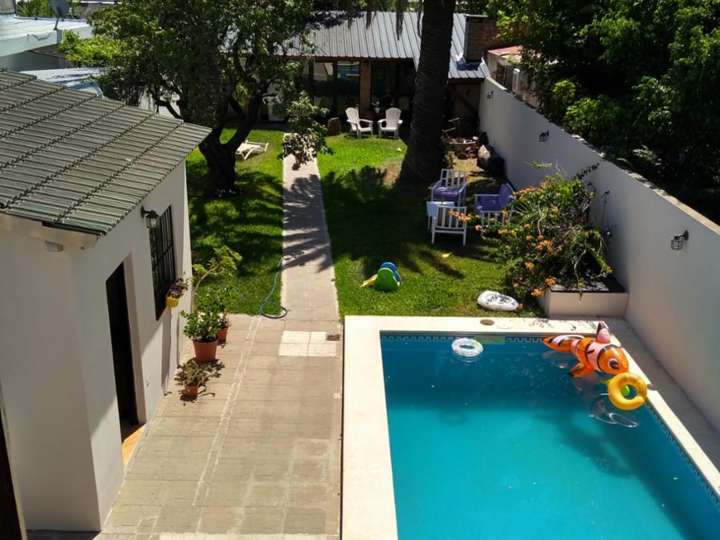 Casa en venta en Los Indios, 1902, Buenos Aires