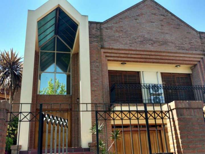 Casa en venta en 51 - República, 5701, Villa Ballester